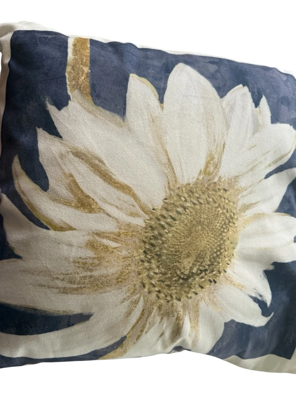 Kohl’s Floral Throw Pillow NWT